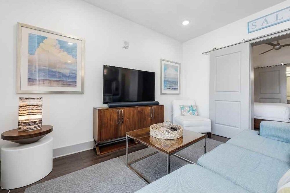 Photo of Livingroom in West Panama City Beach