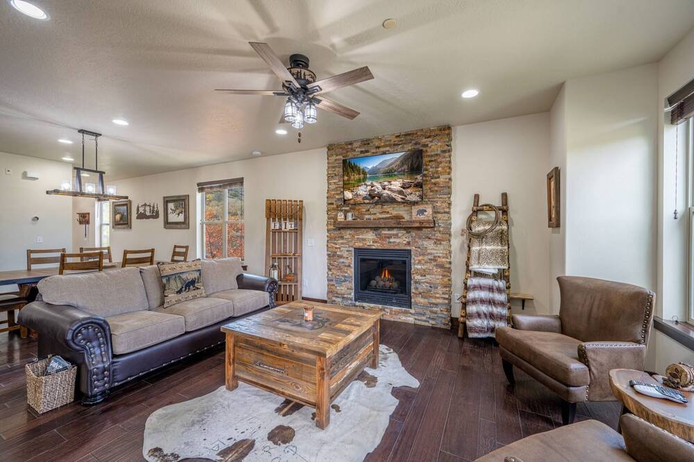 Photo of Livingroom in Park City