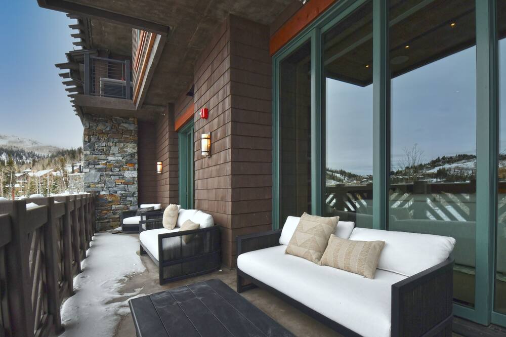 Photo of Patio Balcony in Empire Pass