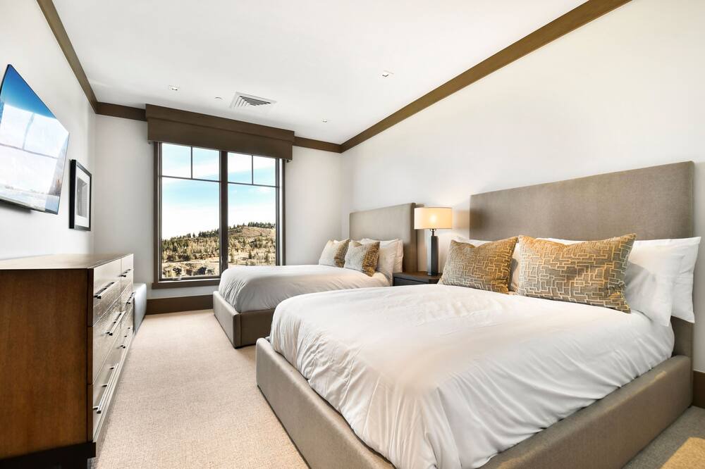 Photo of Bedroom in Empire Pass