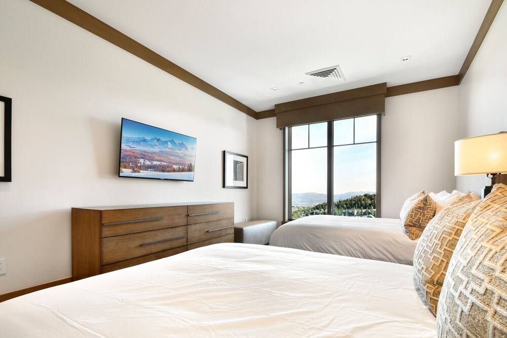 Photo of Bedroom in Empire Pass