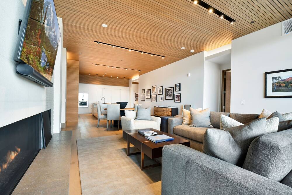 Photo of Livingroom in Empire Pass