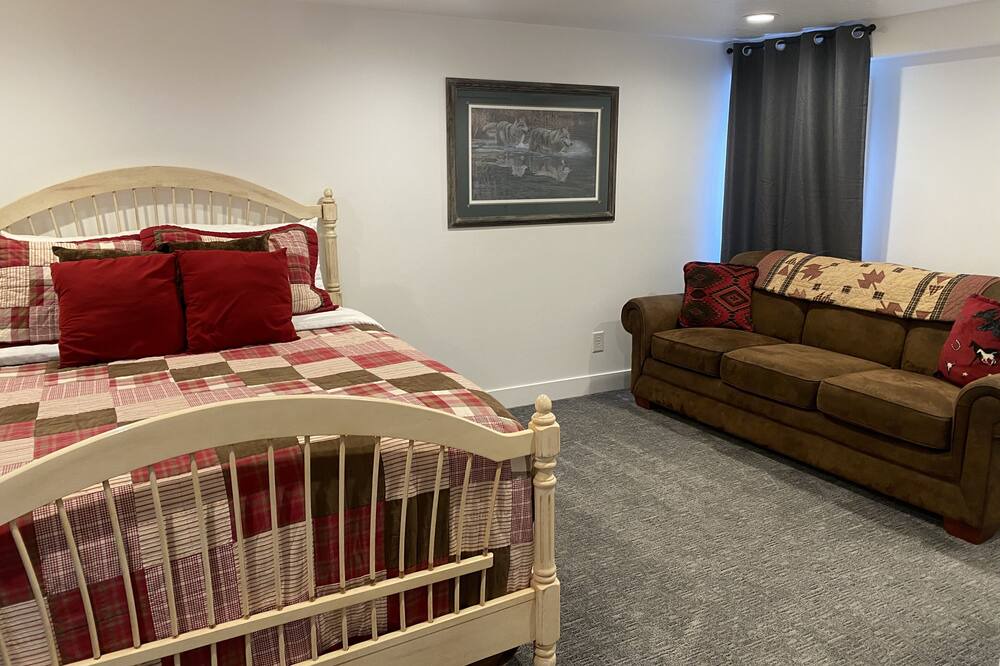 Photo of Bedroom in Joaquin
