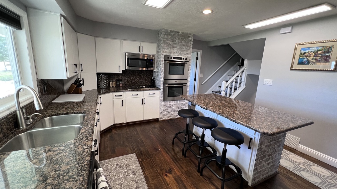 Photo of Kitchen in Clinton