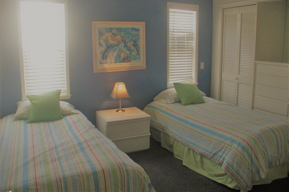 Photo of Bedroom in South Mission Beach