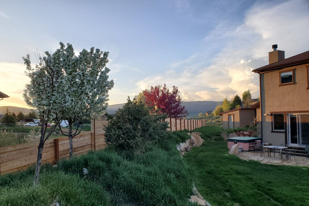 Photo of Outdoor in Highland Estates