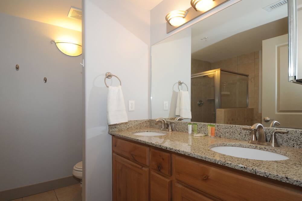 Photo of Bathroom in Bear Hollow Village