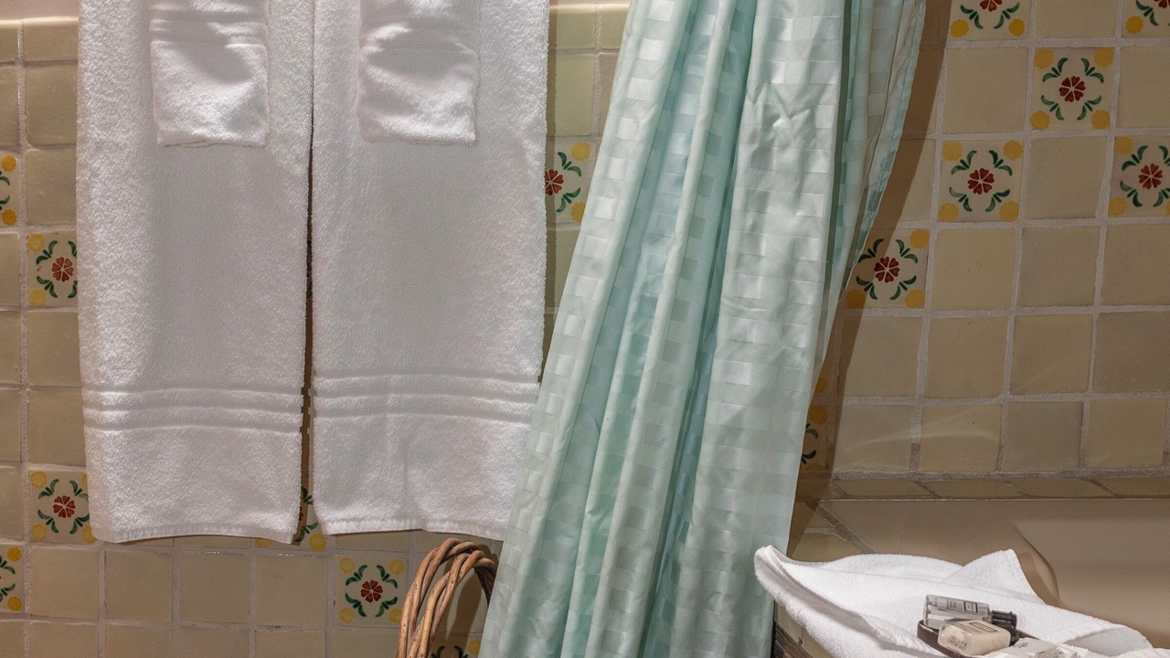 Photo of Bathroom in Espanola