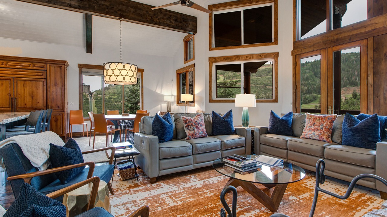 Photo of Livingroom in Deer Valley
