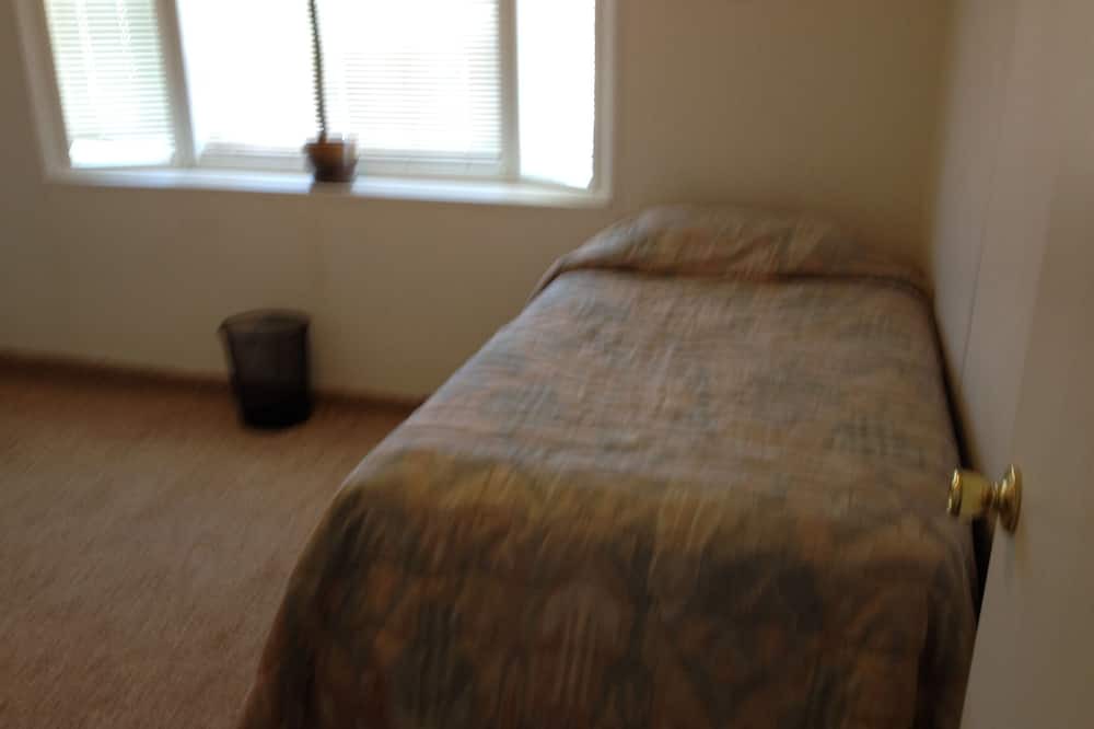 Photo of Bedroom in Emery County