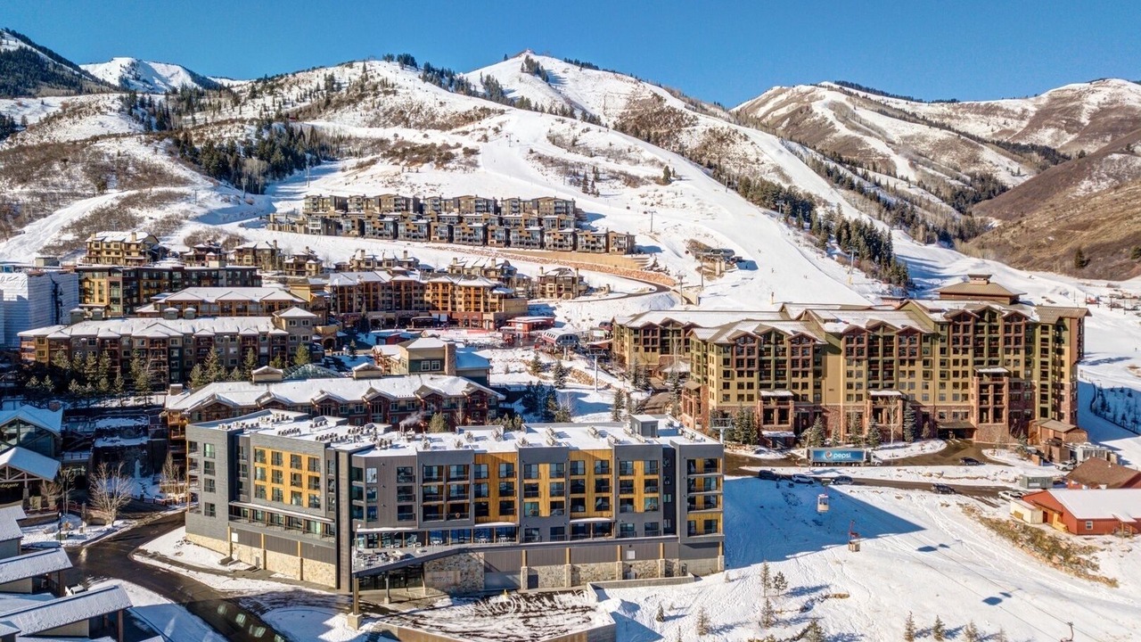 Photo of Outdoor in Park Meadows