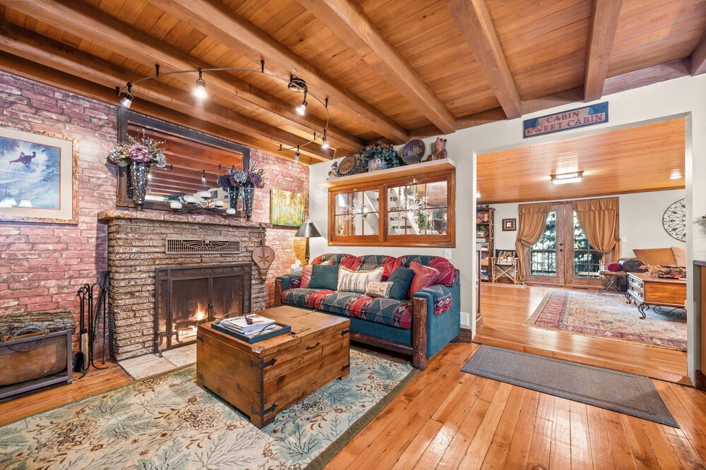 Photo of Livingroom in Snowbird