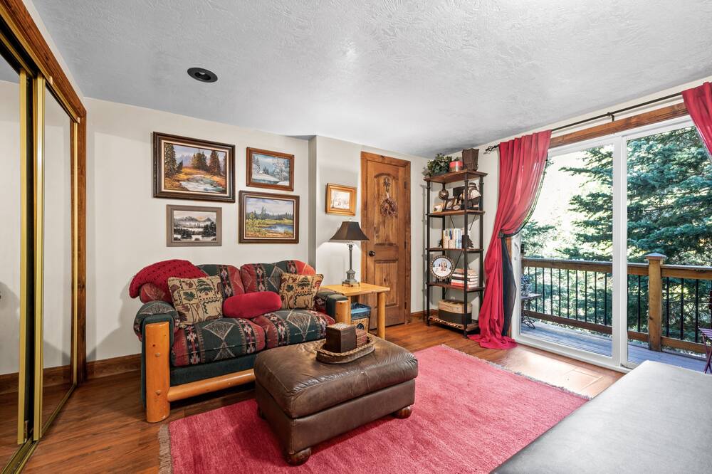Photo of Livingroom in Snowbird