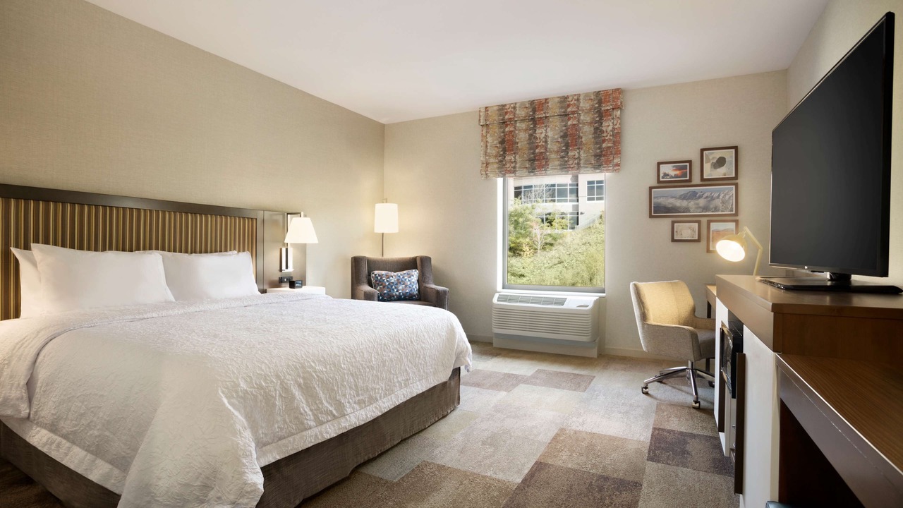 Photo of Bedroom in Holladay