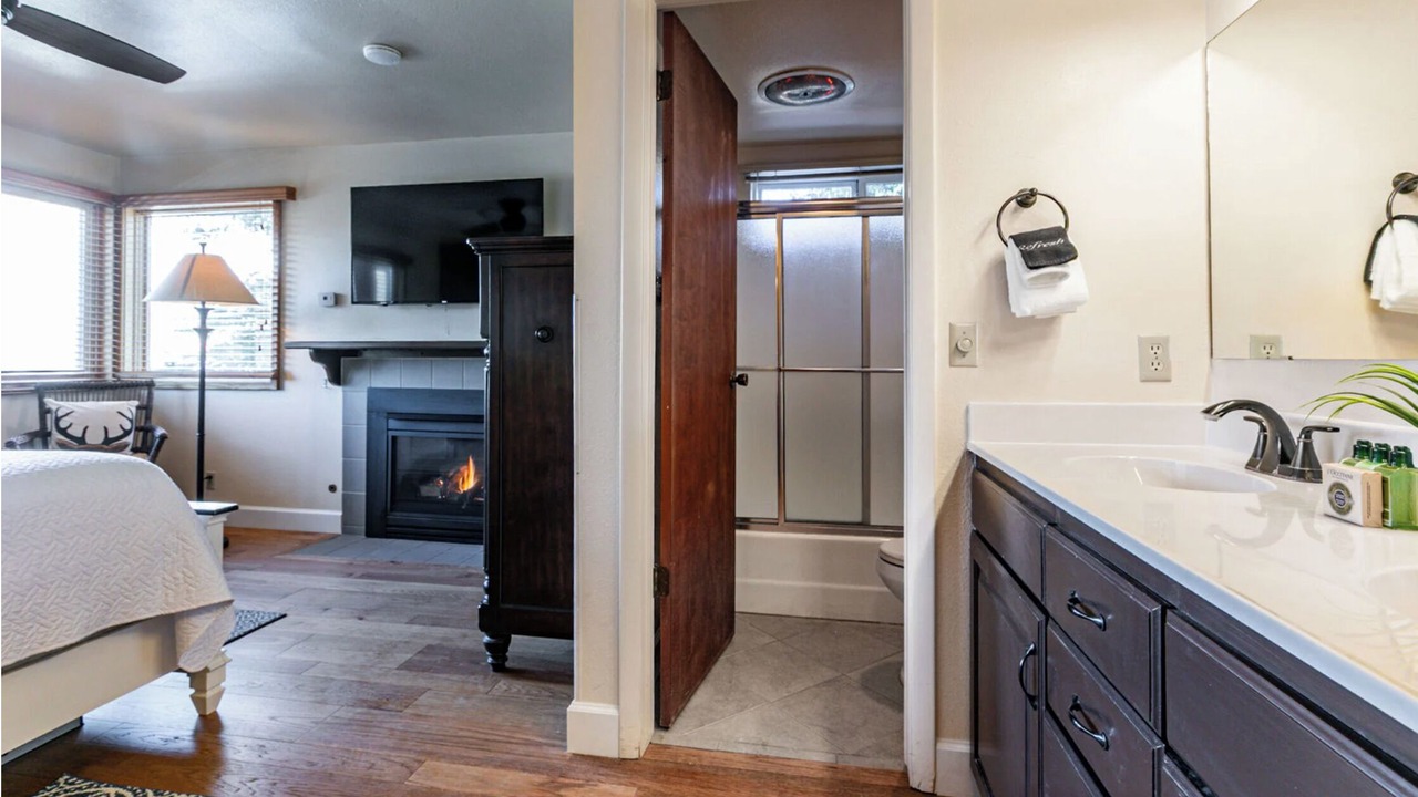 Photo of Bathroom in North Park City
