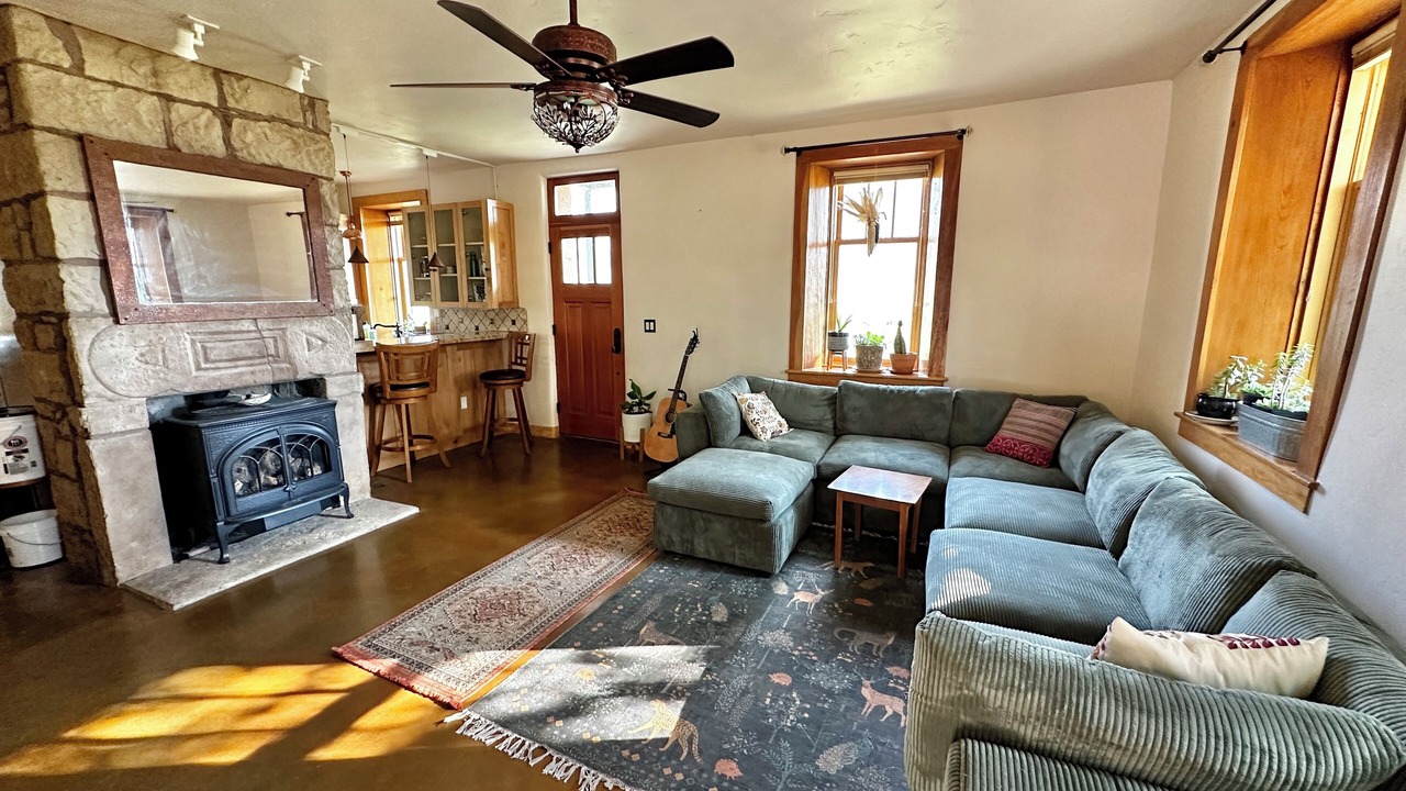 Photo of Livingroom in Cortez