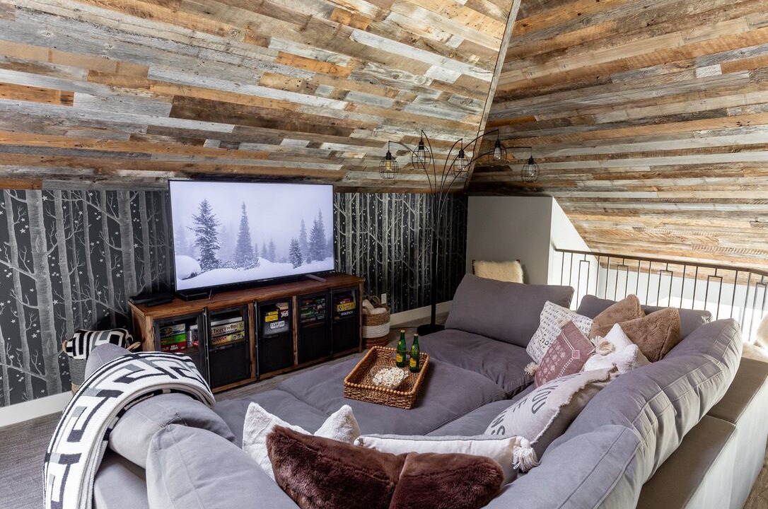 Photo of Livingroom in South Snyderville Basin