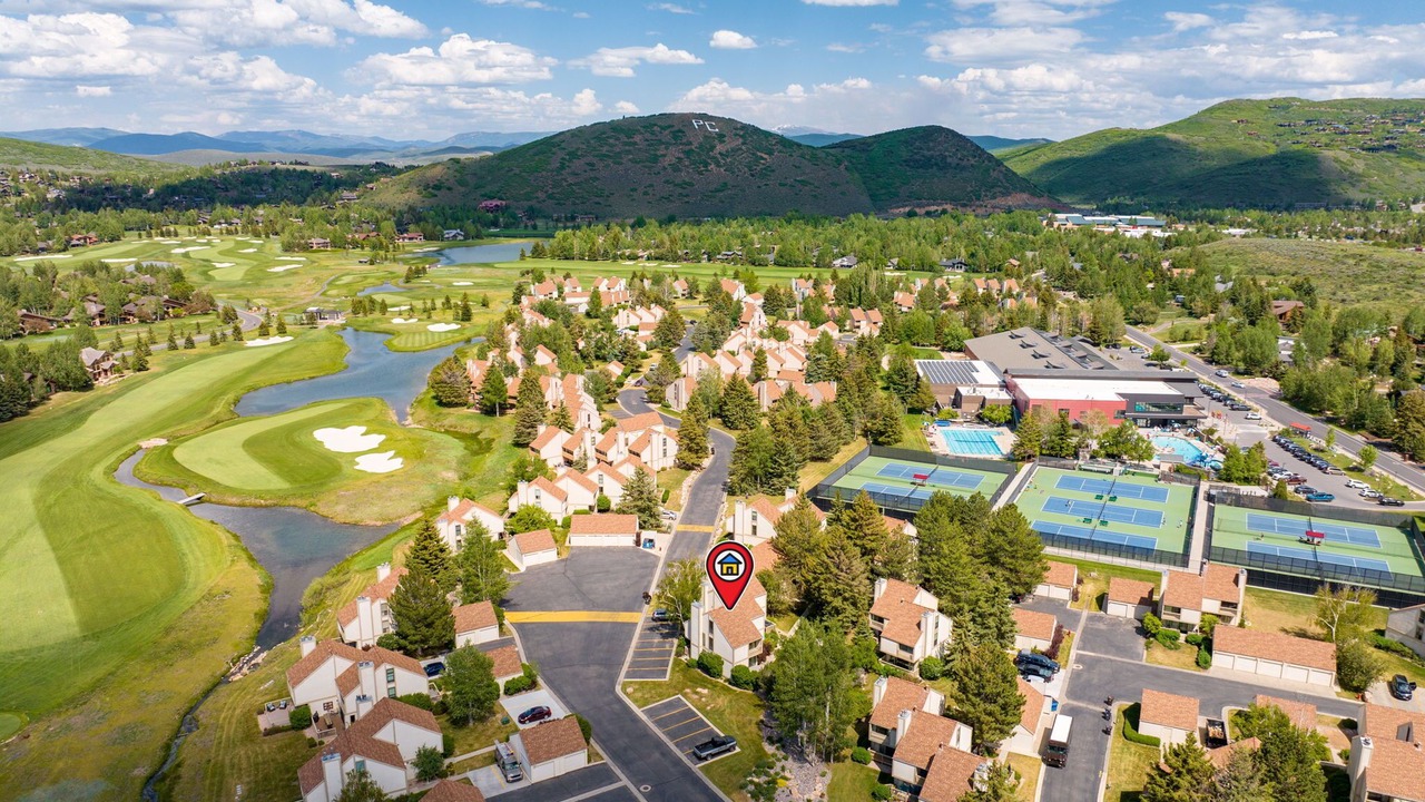 Photo of Outdoor in Park Meadows