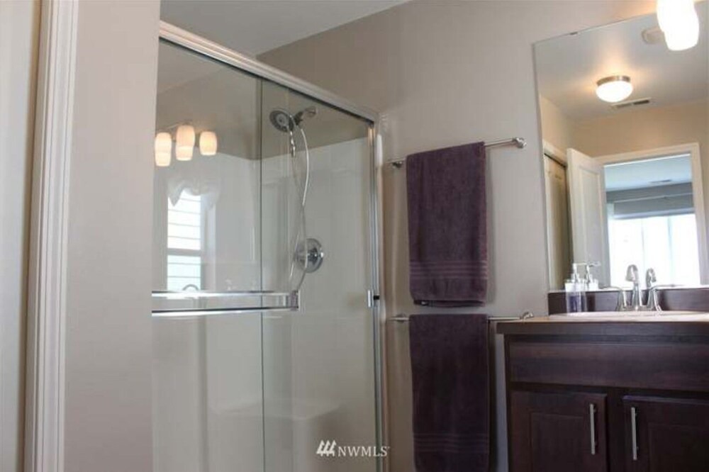 Photo of Bathroom in Mill Creek