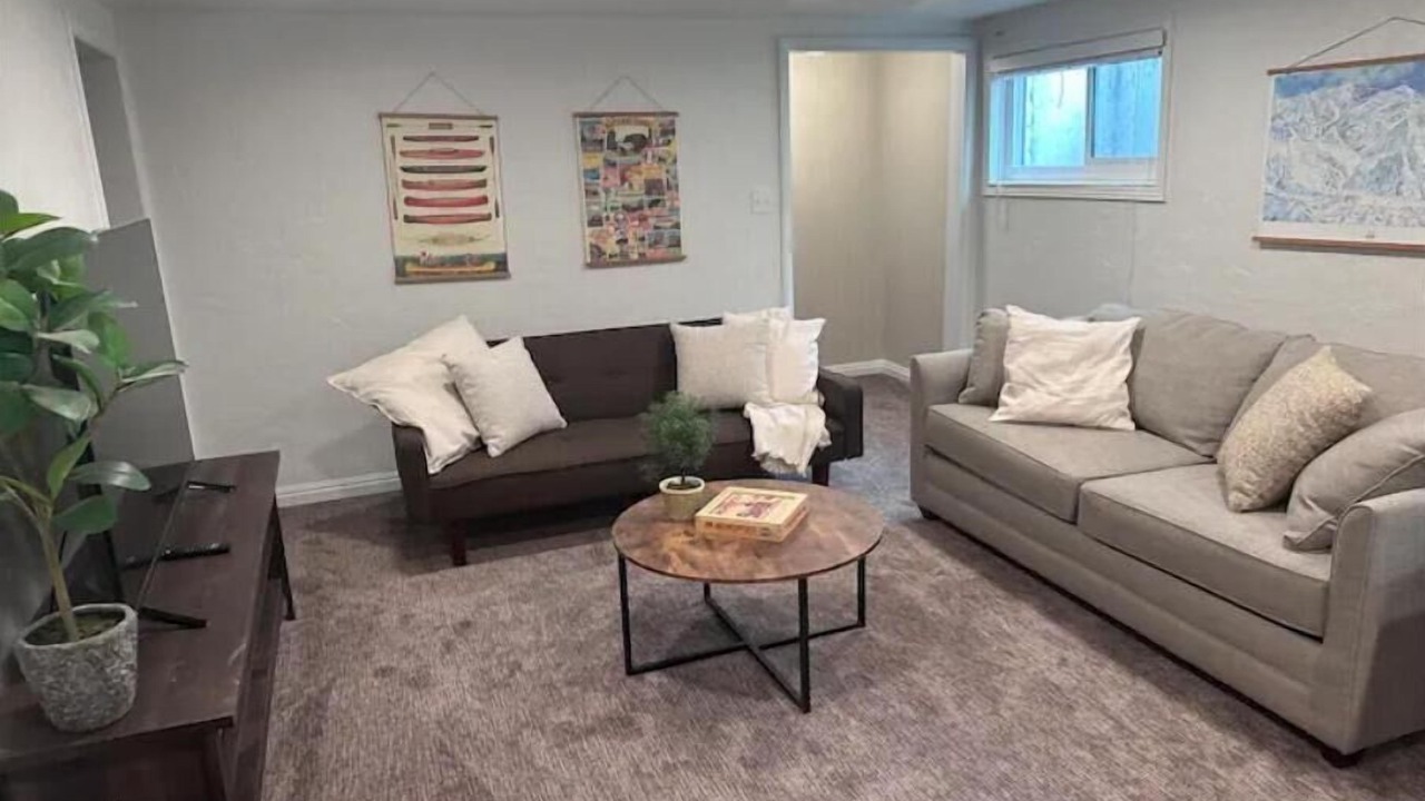 Photo of Livingroom in Olympus Cove