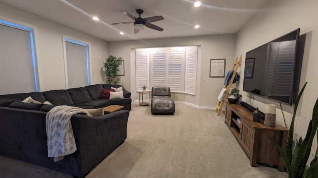 Photo of Livingroom in Highland