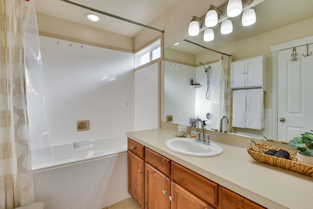 Photo of Bathroom in Layton