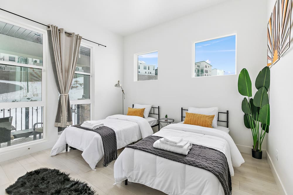 Photo of Bedroom in North Salt Lake