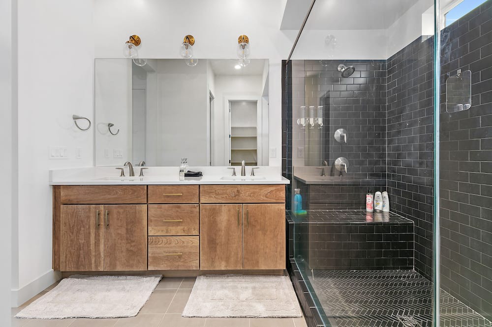 Photo of Bathroom in North Salt Lake