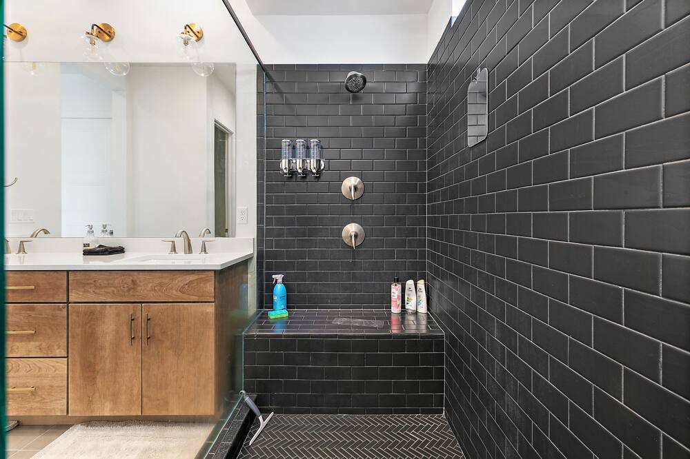 Photo of Bathroom in North Salt Lake
