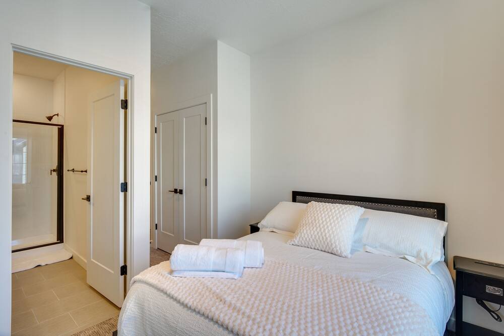 Photo of Bedroom in Heber
