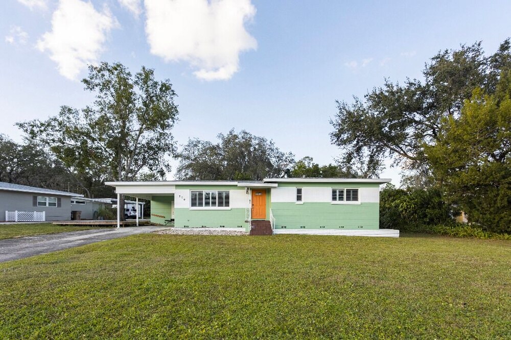 Photo of Outdoor in Temple Terrace