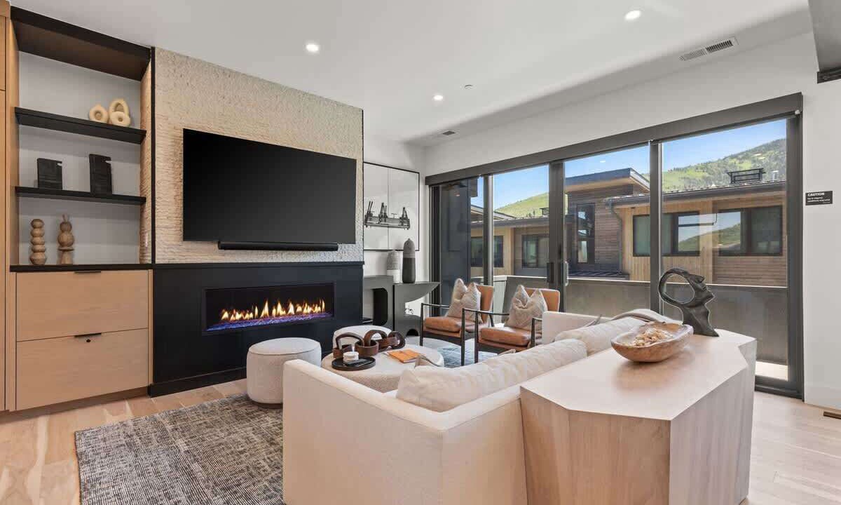 Photo of Livingroom in The Timbers