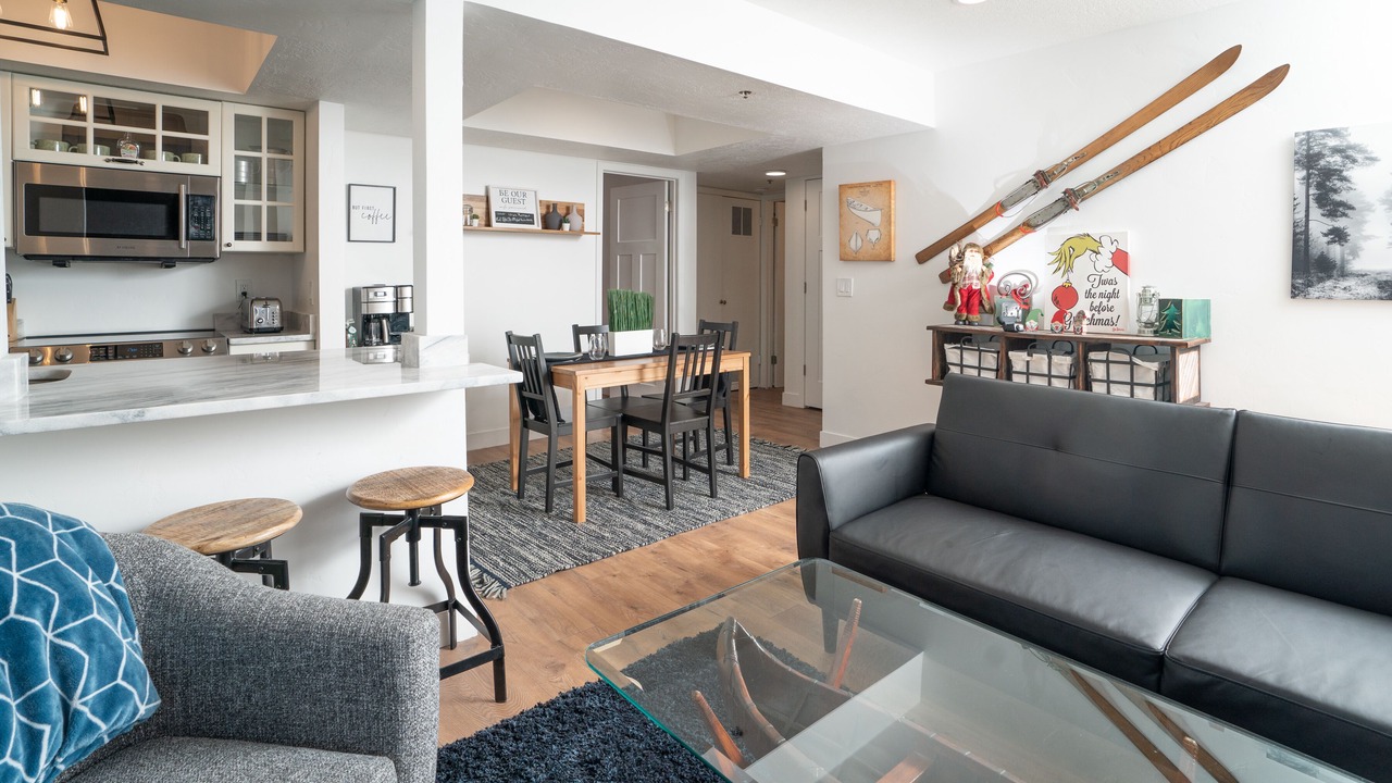 Photo of Livingroom in Kimball Junction