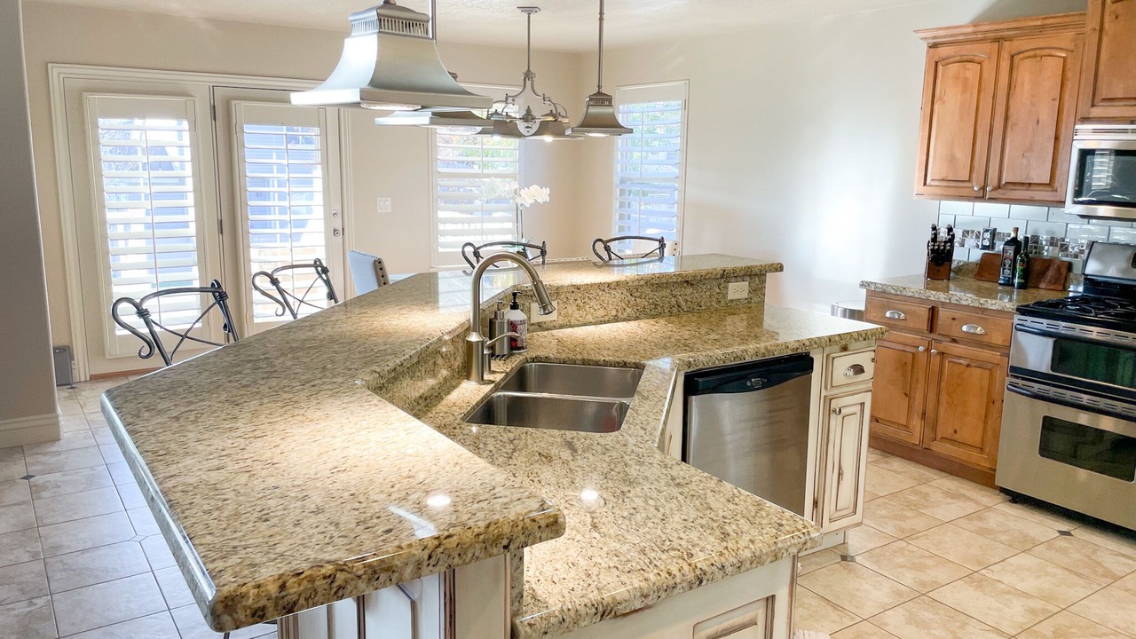 Photo of Kitchen in Sandy