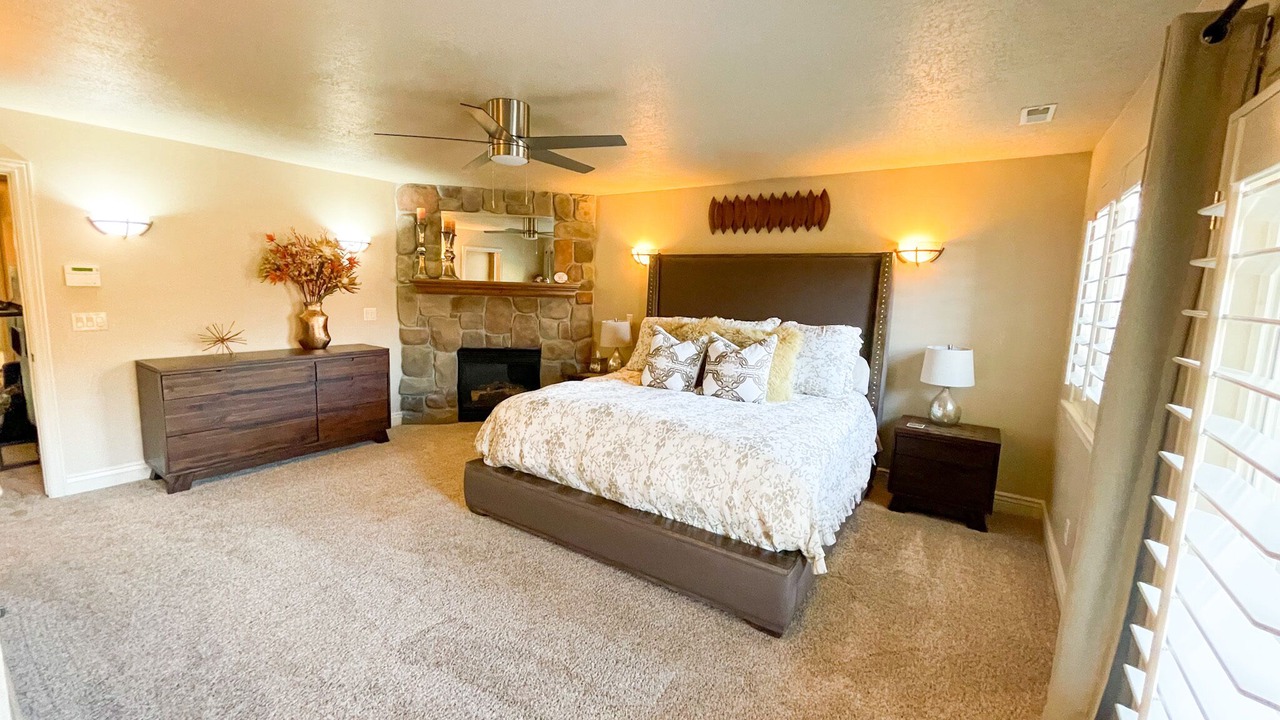 Photo of Bedroom in Sandy