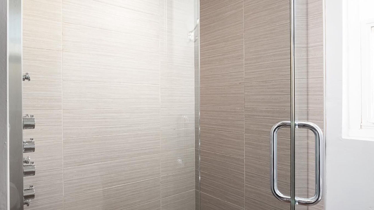Photo of Bathroom in South Mission Beach