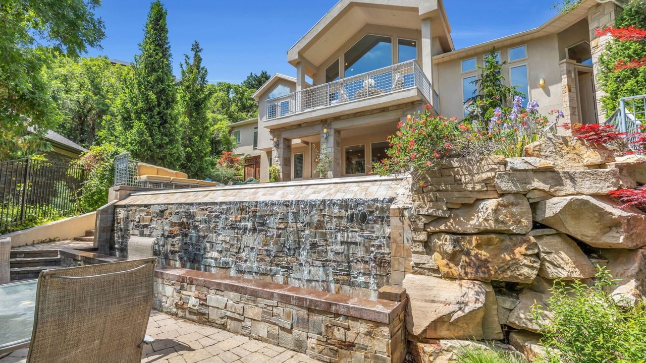 Photo of Outdoor in Sandy