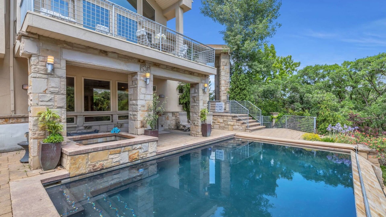 Photo of Outdoor in Sandy