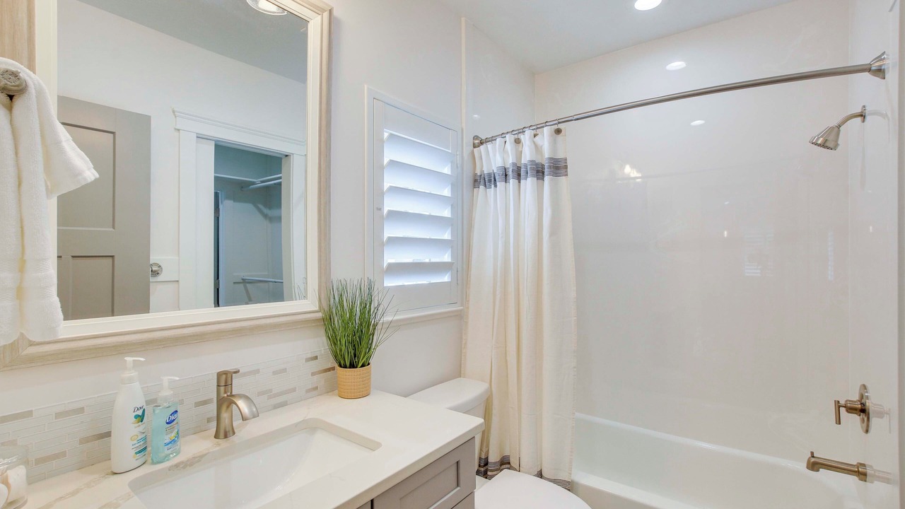 Photo of Bathroom in Perry