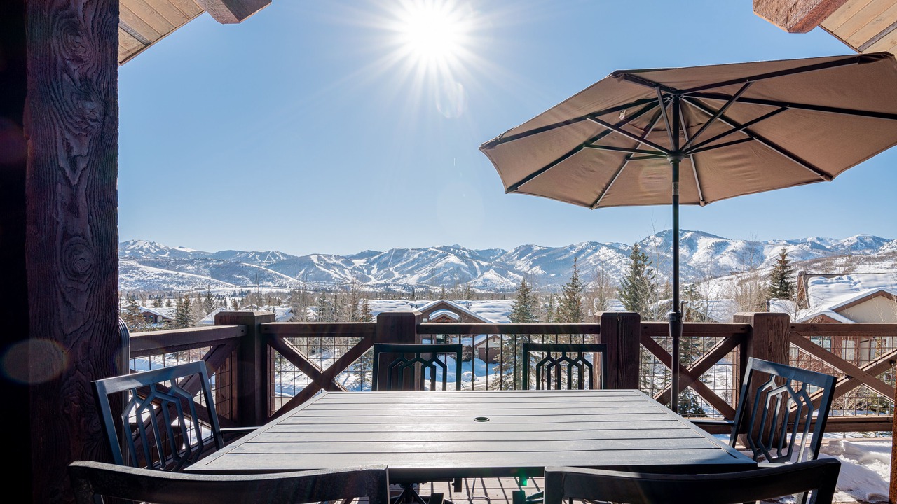 Photo of Outdoor in Park Meadows