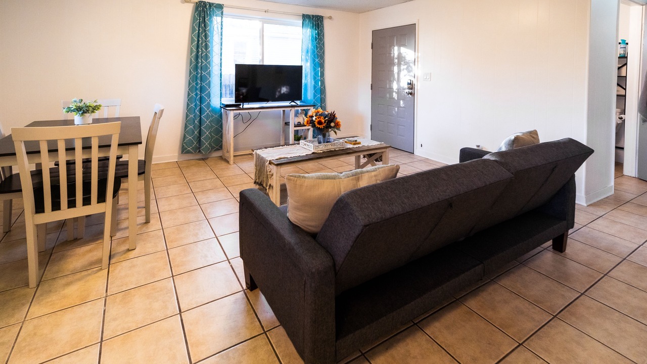Photo of Livingroom in Logan