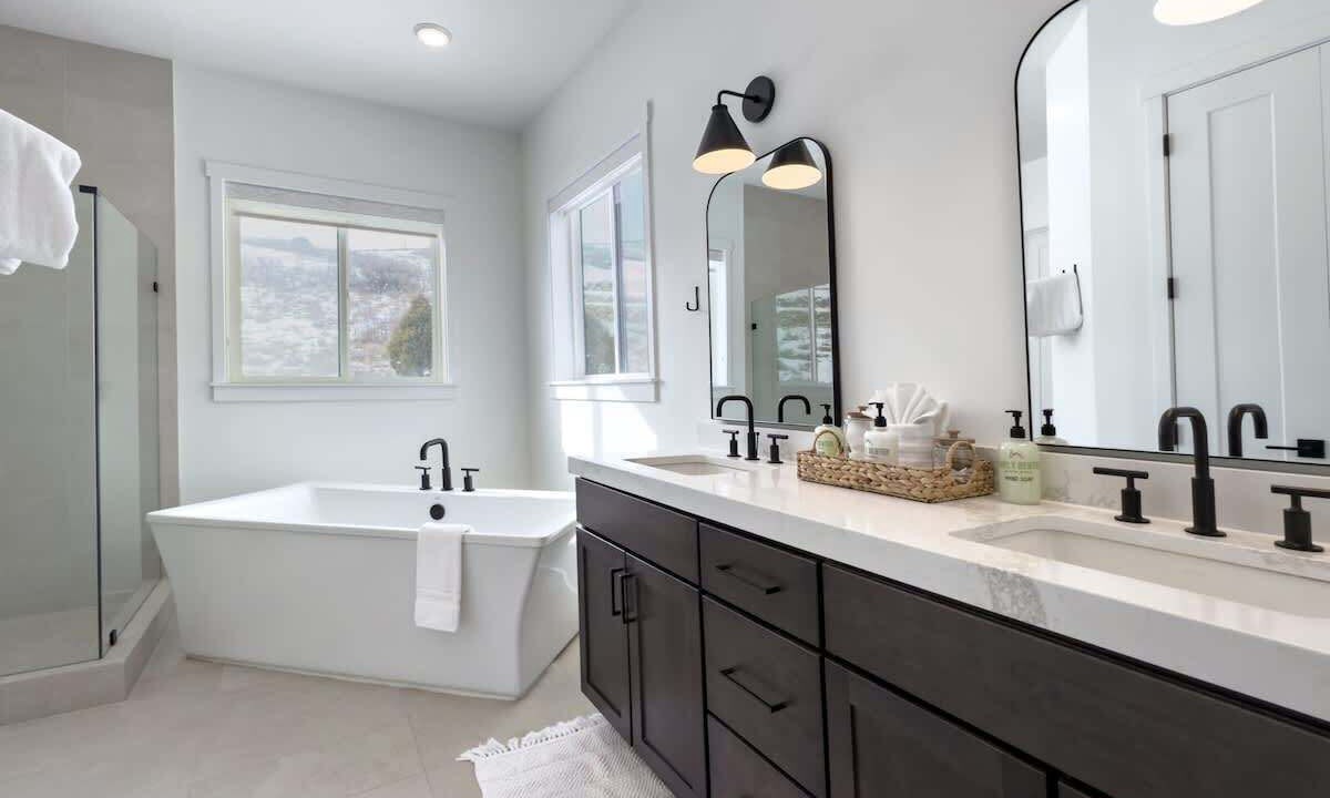 Photo of Bathroom in Deer Mountain