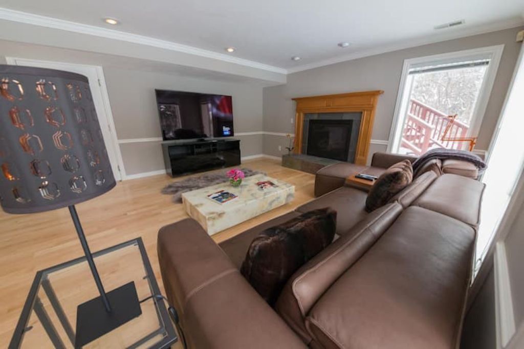 Photo of Livingroom in Sandy