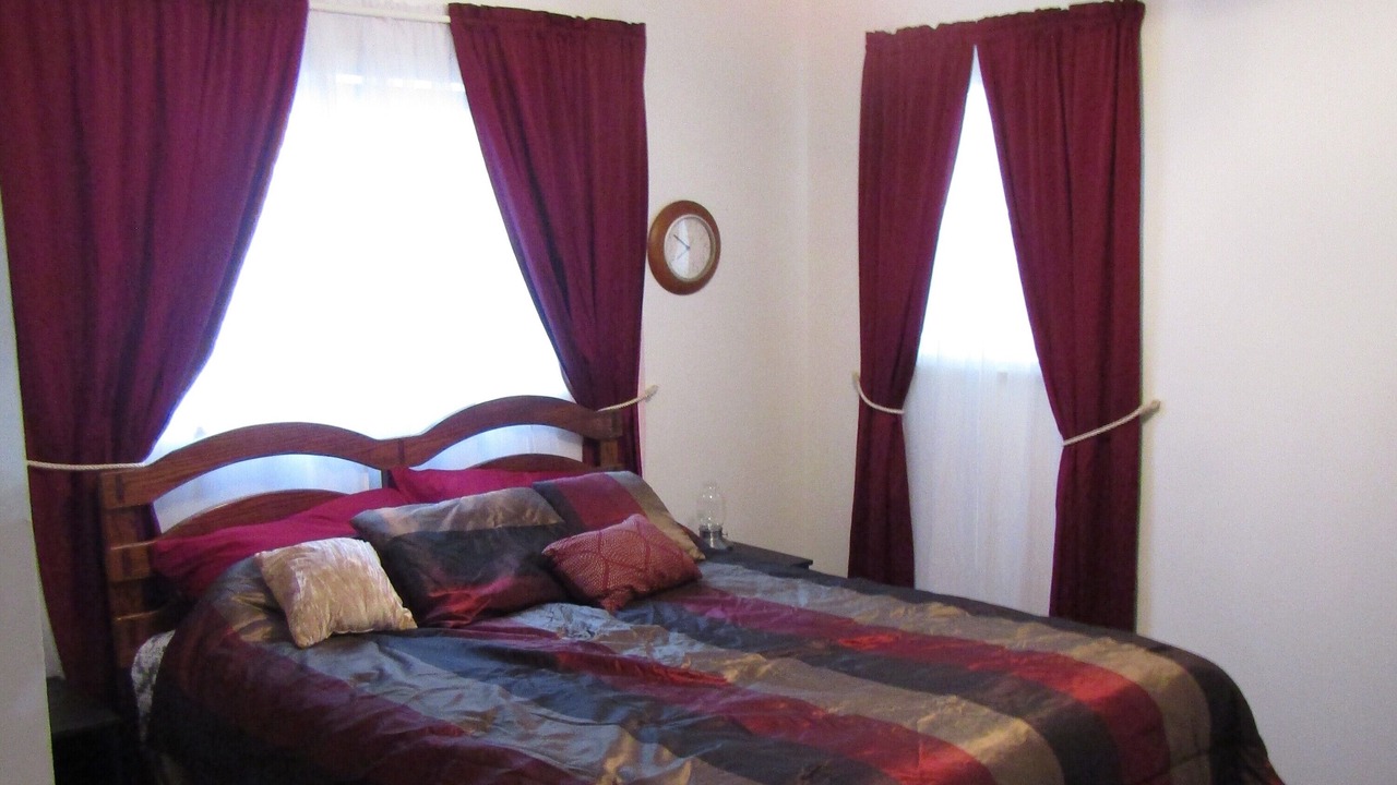 Photo of Bedroom in Huntington