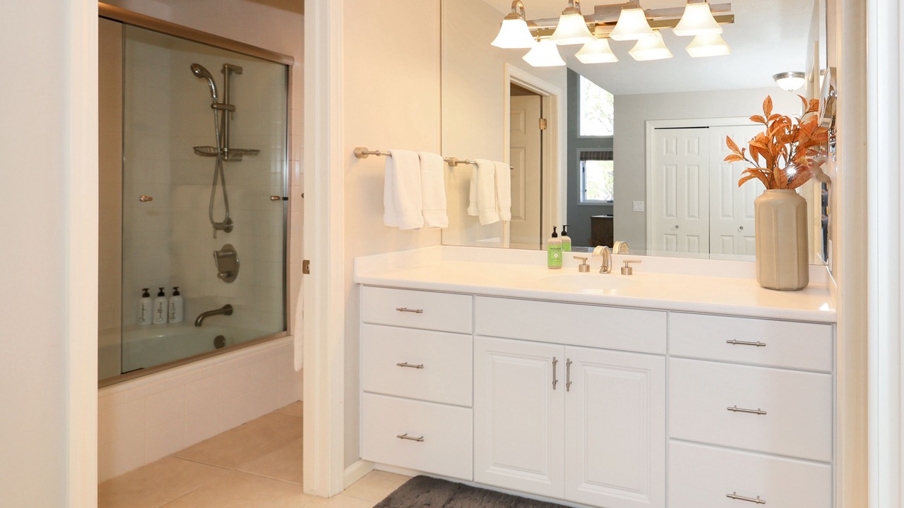 Photo of Bathroom in Cottonwood Heights