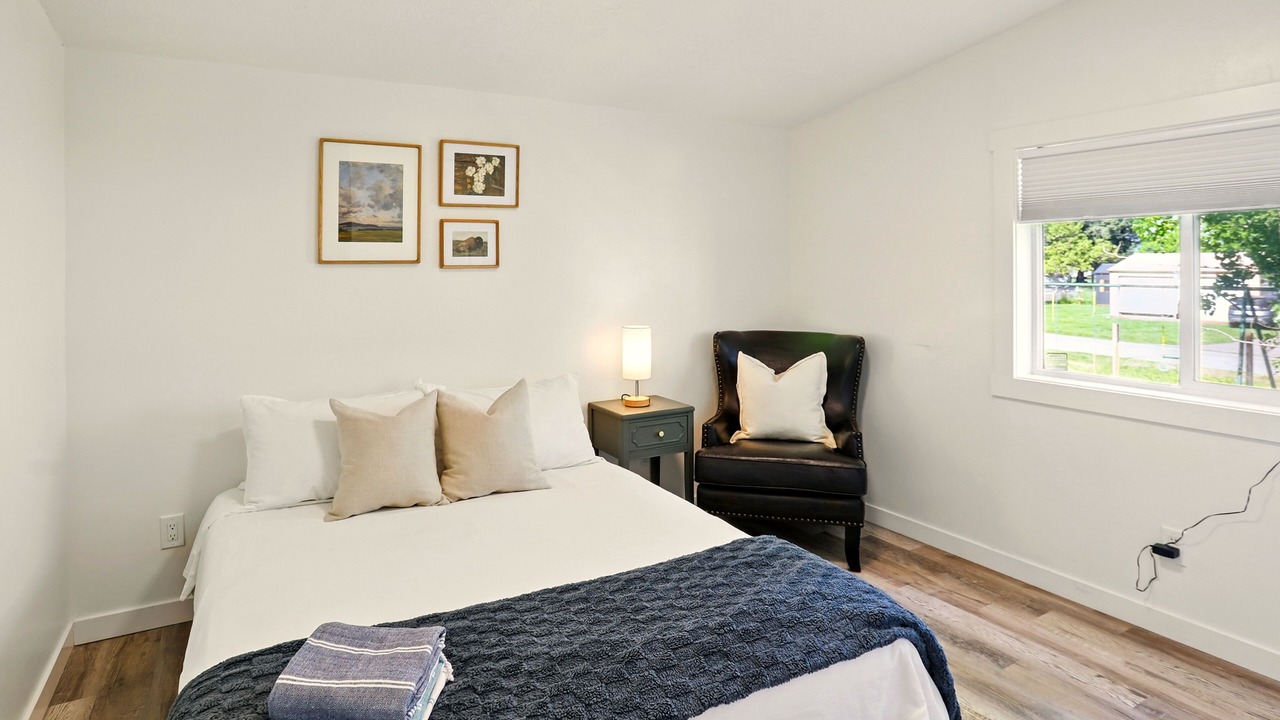 Photo of Bedroom in Hyrum