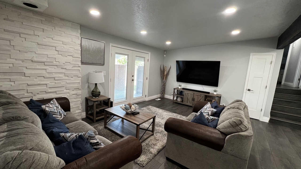 Photo of Livingroom in West Valley City