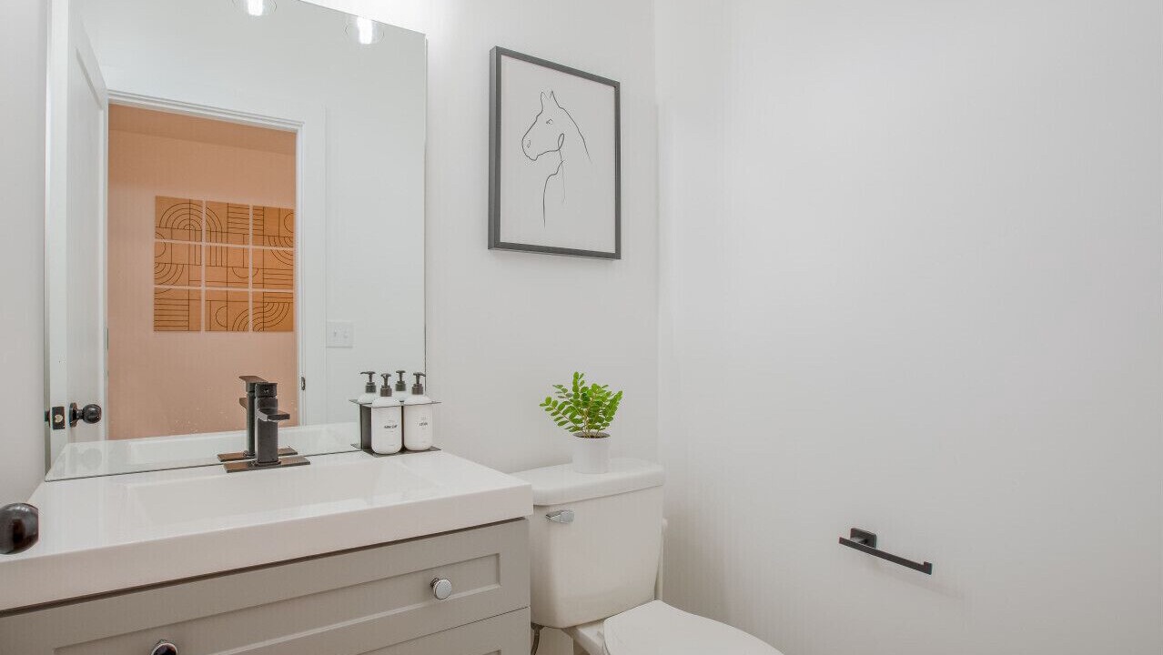 Photo of Bathroom in Poplar Grove
