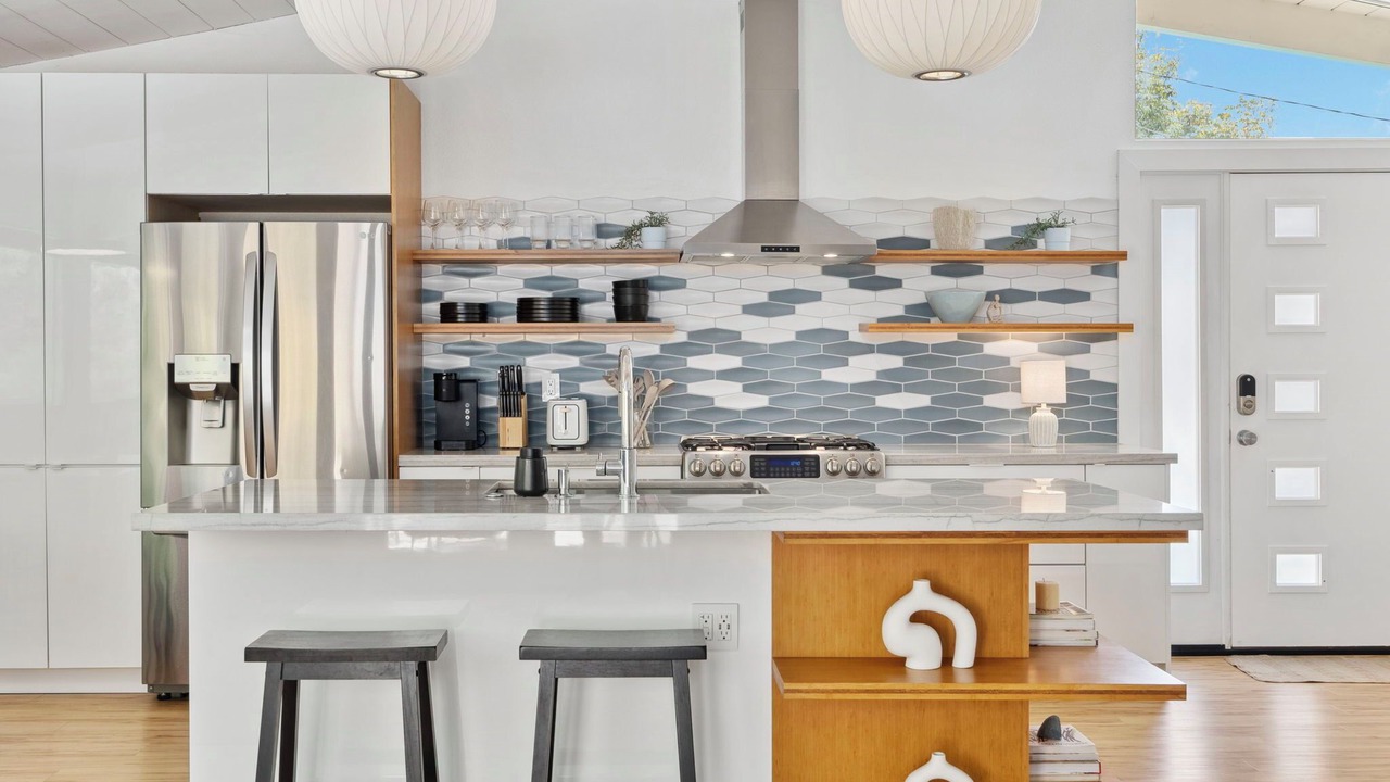 Photo of Kitchen in College West