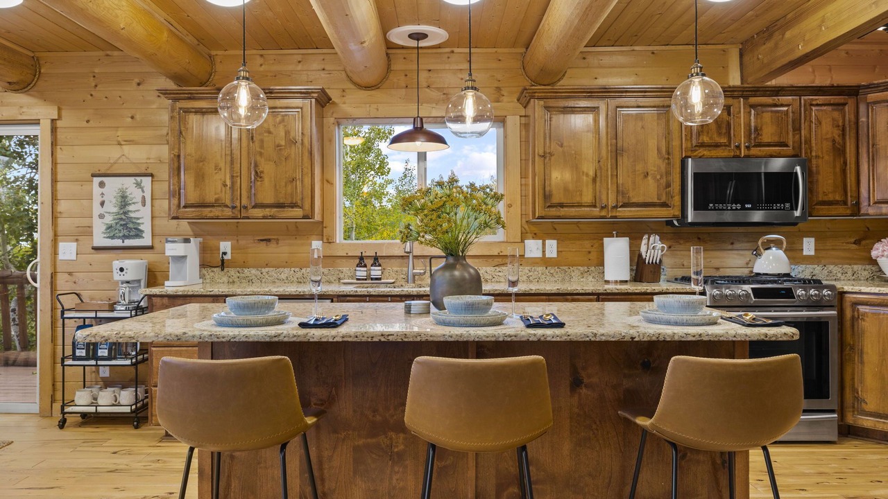 Photo of Kitchen in Tollgate Canyon